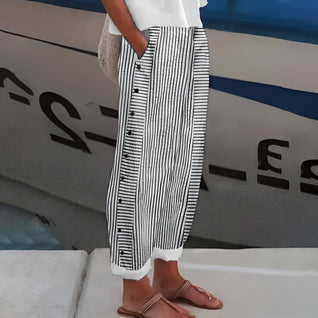 Julia | Damen Gestreifte Casual Hose Mit Knopfdetails