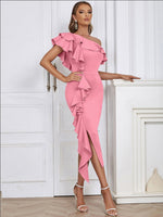 Katharina | Figurbetontes asymmetrisches Rüschen-Midikleid mit One-Shoulder-Ausschnitt