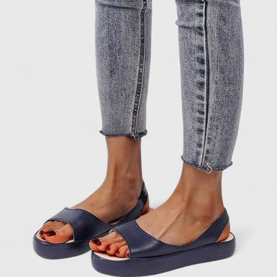 Emrynn Bequeme Flache Sandalen