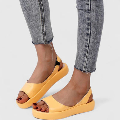 Emrynn Bequeme Flache Sandalen