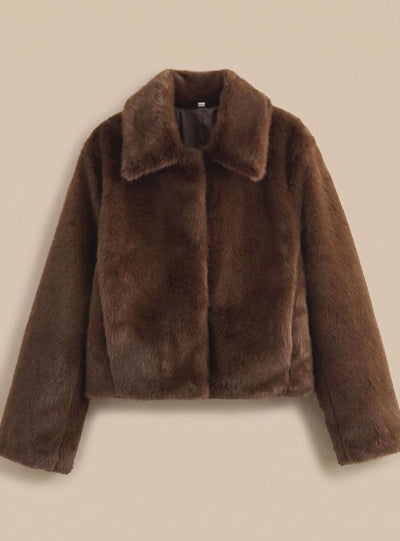 Johanna | Kunstpelzmantel Damen Kurz Klassischer Kragen Flauschige Jacke