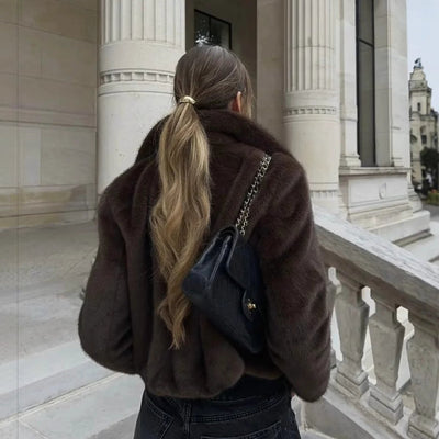 Emilia | Kunstpelzmantel Damen Kurzjacke klassischer Kragen kuscheliger Kunstpelz