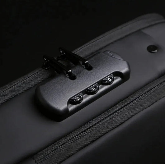 Leon | Multifunktionale Umhängetasche Herren wasserabweisend mit USB-Anschluss