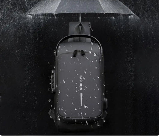 Leon | Multifunktionale Umhängetasche Herren wasserabweisend mit USB-Anschluss