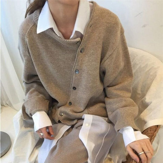 Nora | Strickjacke Damen Oversized Cardigan asymmetrische Knopfleiste