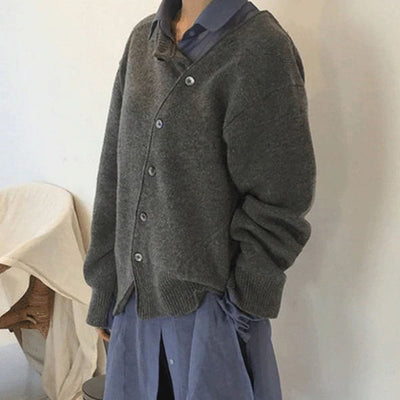 Nora | Strickjacke Damen Oversized Cardigan asymmetrische Knopfleiste