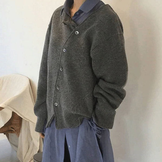 Nora | Strickjacke Damen Oversized Cardigan asymmetrische Knopfleiste