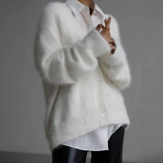 Mia | Strickjacke Damen Oversized Flauschige V-Ausschnitt Oberbekleidung