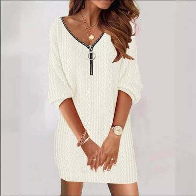 Annika | Strickkleid Damen Kabelstrick V-Ausschnitt Reißverschluss Minikleid