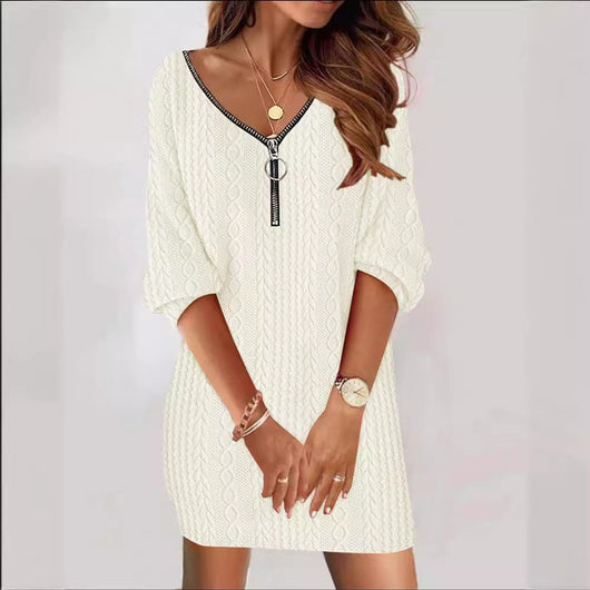 Annika | Strickkleid Damen Kabelstrick V-Ausschnitt Reißverschluss Minikleid