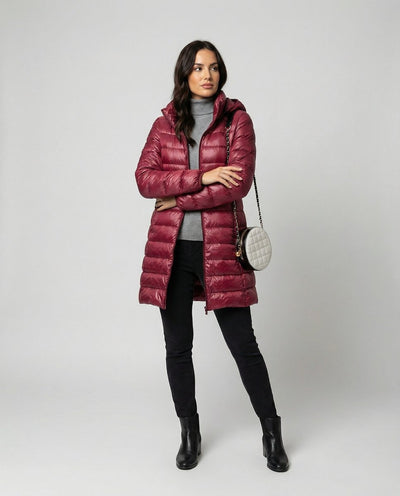 Annika | Winterjacke Damen Ultraleichte Slim-Fit Daunenjacke mit Kapuze